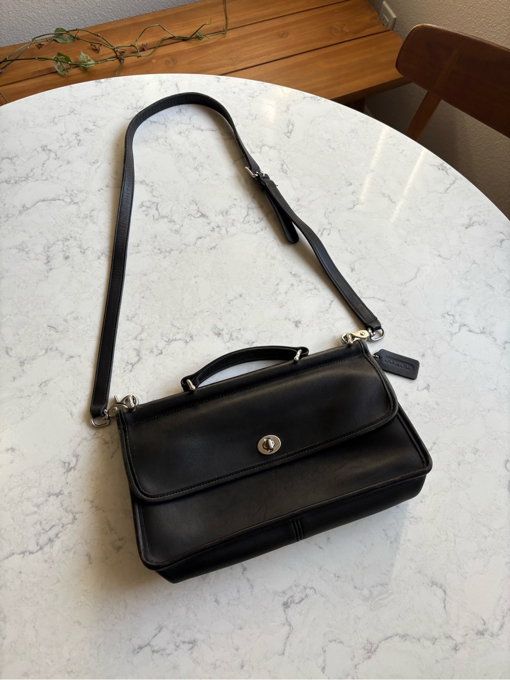 Vintage Coach Black Leather Top-Handle Crossbody Bag - Classic Everyday